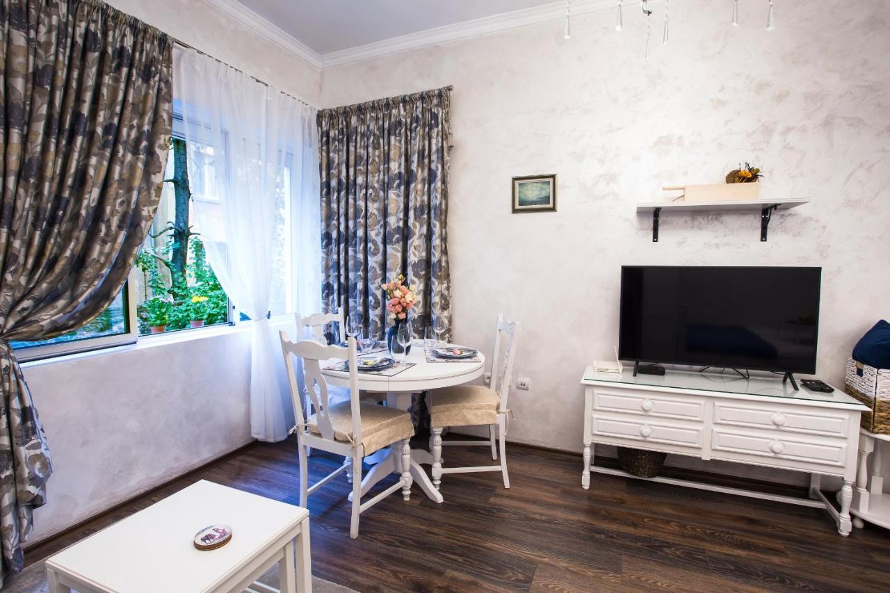 Top Center Designer Studio 1 Minute To Ndk&Vitosha By Flat Mаnager Sofia Luaran gambar
